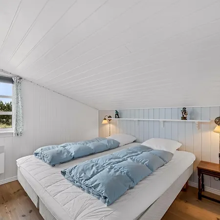 Holiday home Dortea - 600m From The Sea By Interhome *